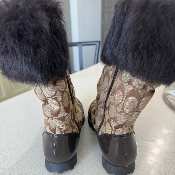 Coach Joyous boots. Brown CC print boots with fur trim. - Picture 2 of 4